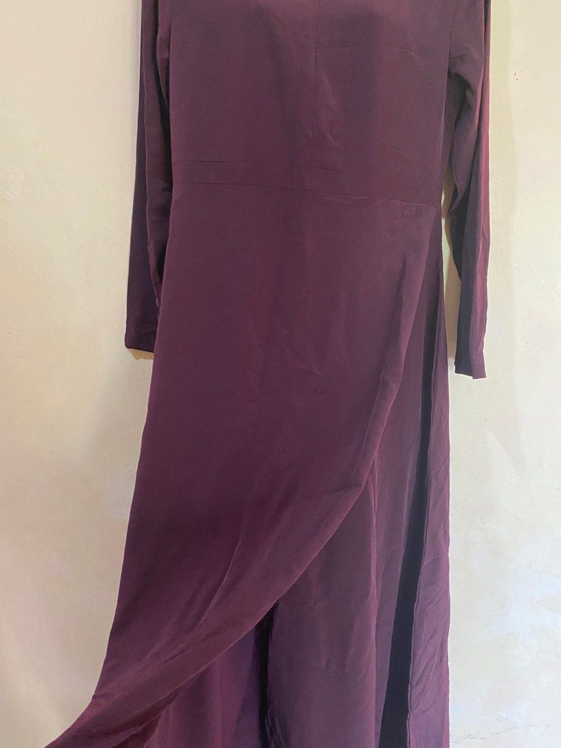 ZEFIKS KAYANGAN- MULBERRY (Category: Dresses) located in Dungun. Submitted by ira_rahim (Listing ID 1217089015, Image 2). Description: ZEFIKS KAYANGAN MULBERRY SAIZ: L ( Bahu-16, Dada, 41) NEW WITH TAG SELL PRICE: RM70.