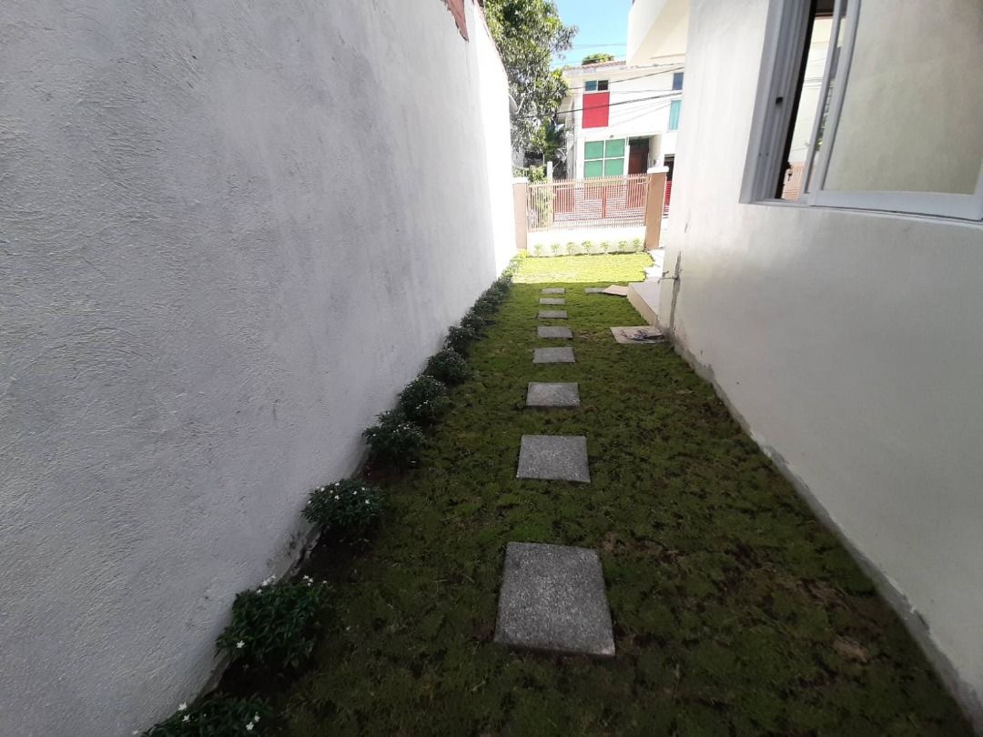 4 Bedroom House for sale in San Martin de Porres, Metro Manila on Carousell