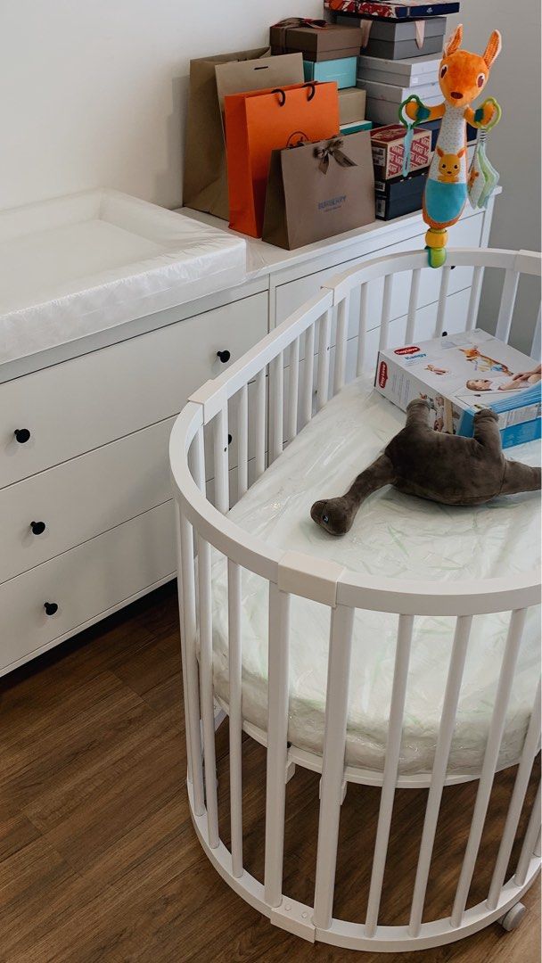 Oval baby cot discount