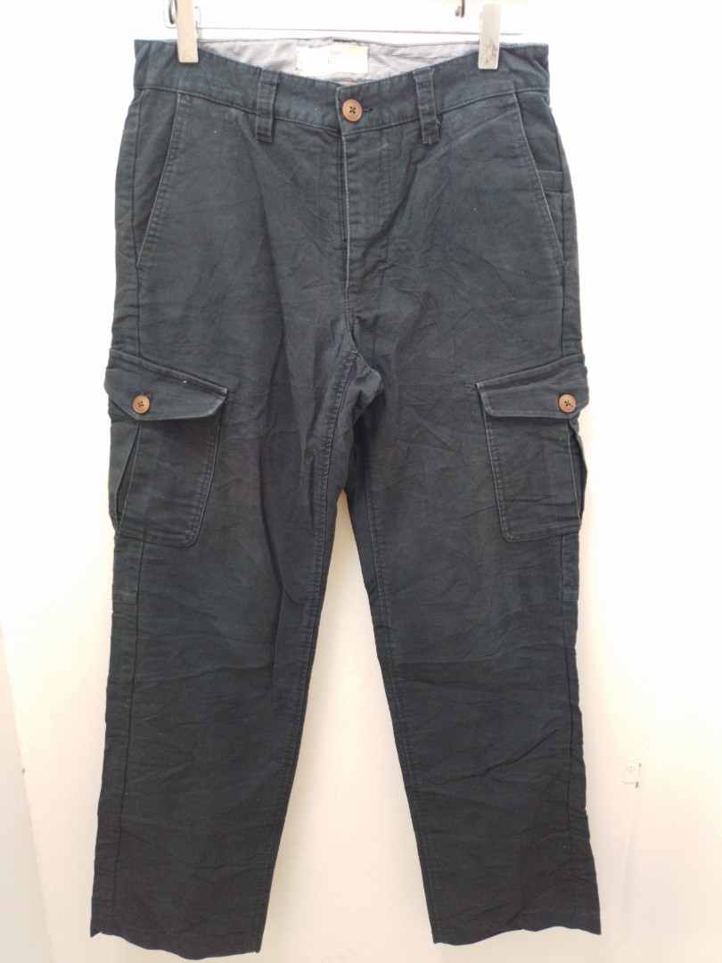 #801 Cargo Pants ( L-30 W-29), Men's Fashion, Activewear on Carousell