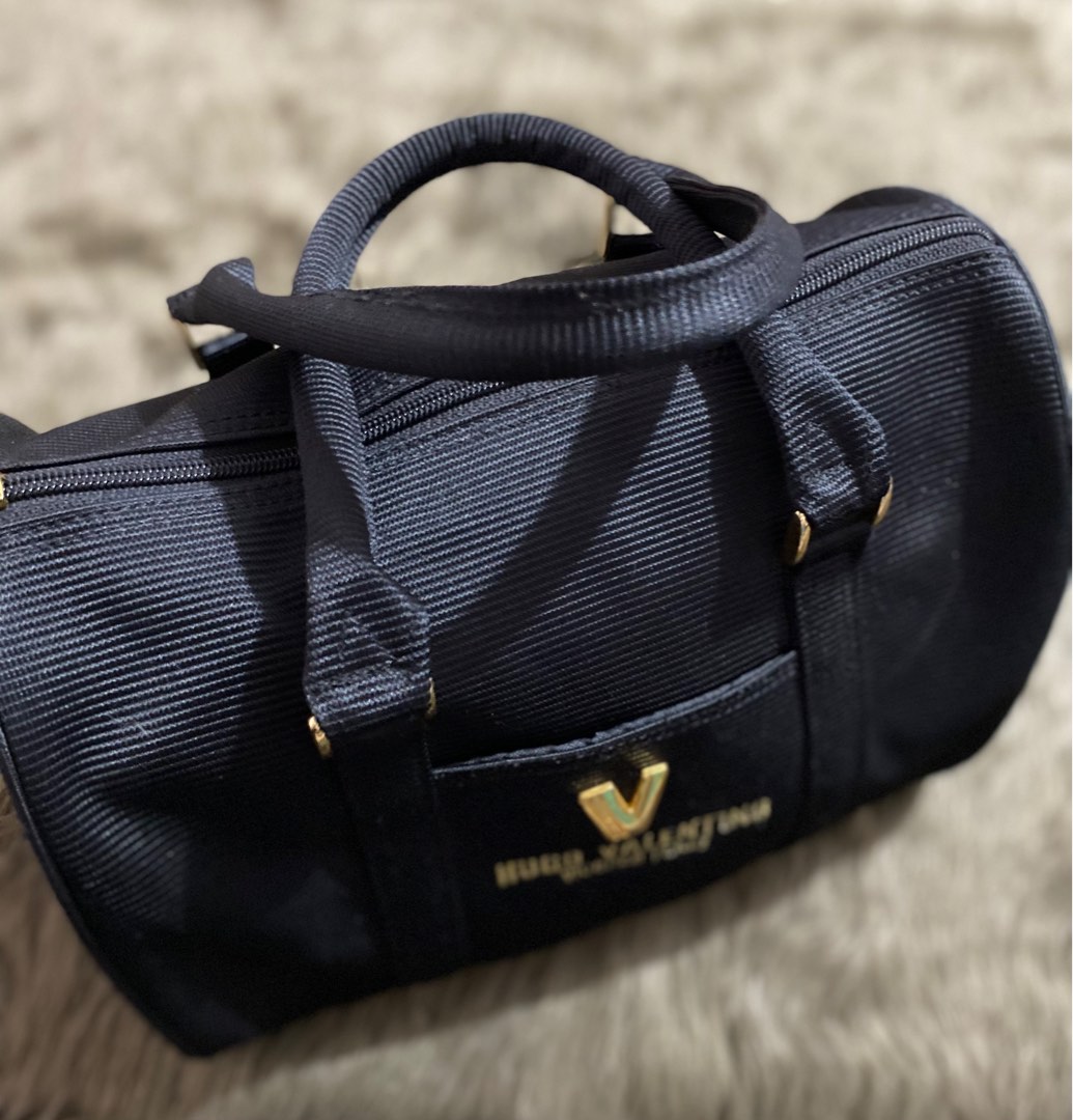 Hugo deals valentino bag