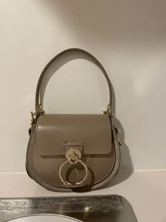 （分類：）位於 。 由 jenhappyyou 提交（商品編號 1217341639，圖片 1）。簡介： 。