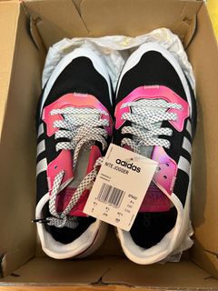 (Category: ) located in . Submitted by eunices.closet (Listing ID 1217386247, Image 1). Description: .