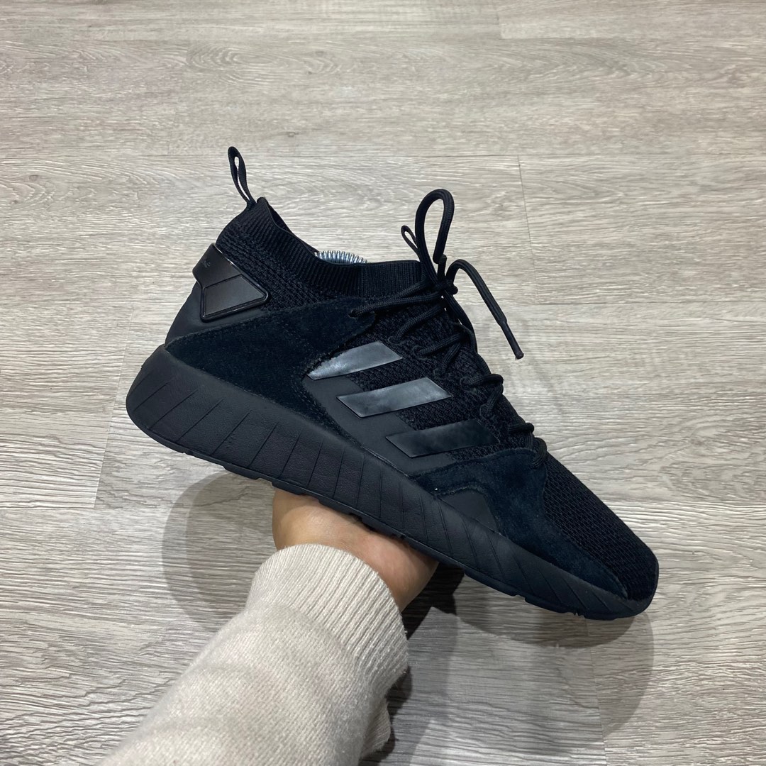 Adidas questarstrike mid 7.5uk kod762 Men s Fashion Footwear