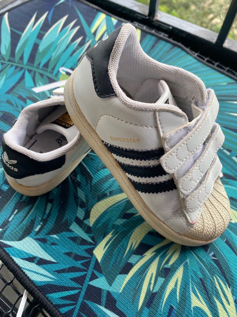 Adidas shop superstar nia