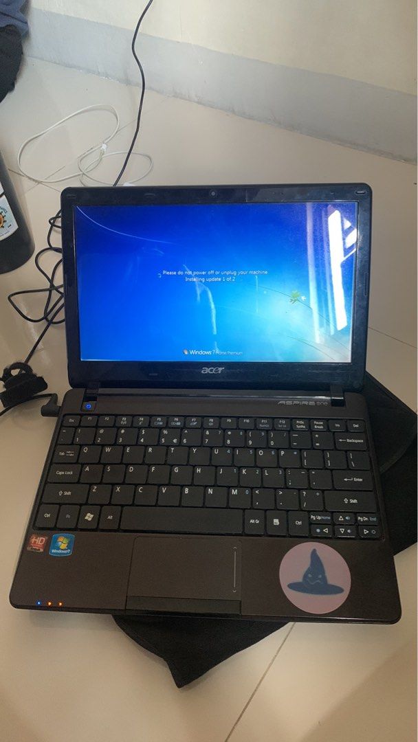 Aspire One Acer Laptop, Computers & Tech, Laptops & Notebooks on Carousell