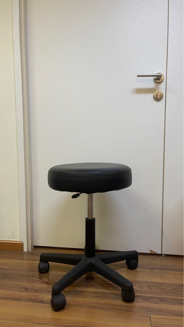 Rolly stool clearance