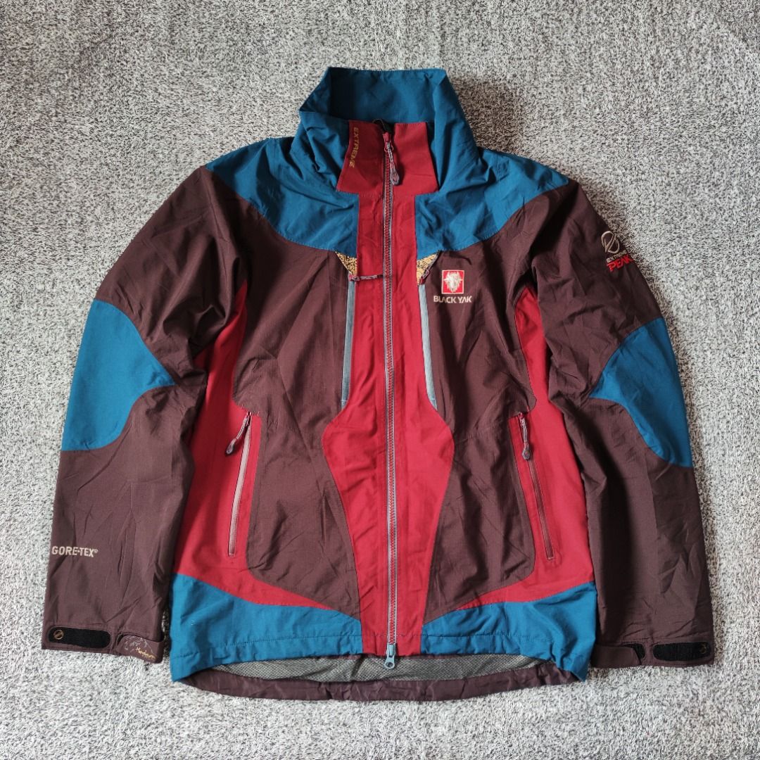 BLACKYAK Gore tex Outdoor Jacket Jaket Gunung Goretex Fesyen