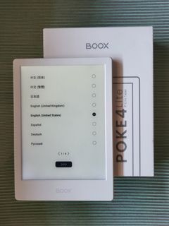 Boox Onyx Poke 4 Lite (with case)