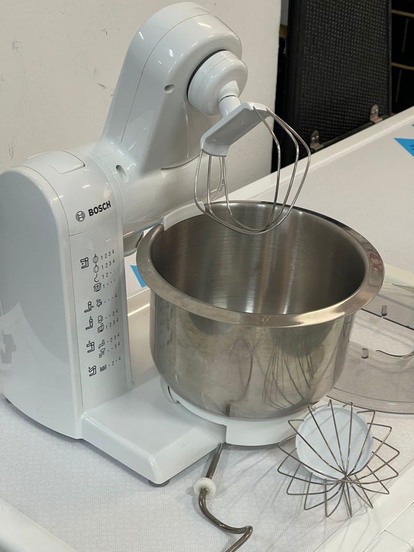 https://media.karousell.com/media/photos/products/2023/2/25/bosch_mum4807gb_stand_mixer_60_1677316207_bc7cabfe_progressive.jpg