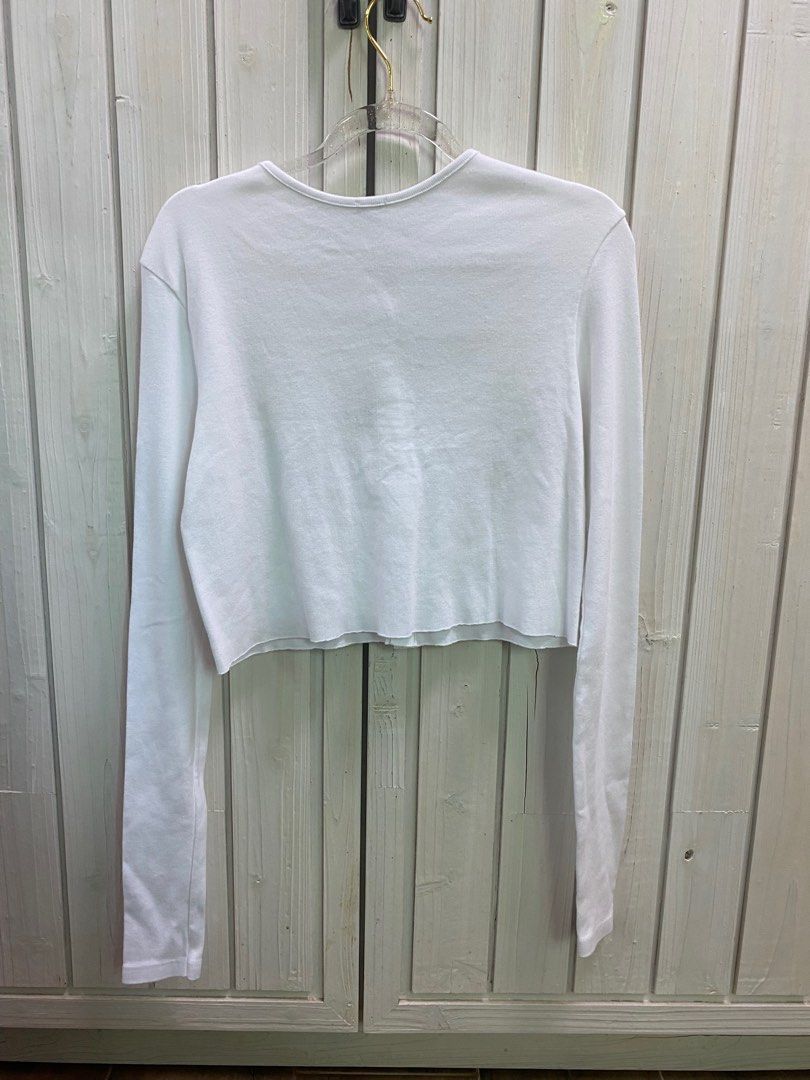 Brandy melville white long sleeves lace top, 女裝, 上衣, 長袖衫- Carousell