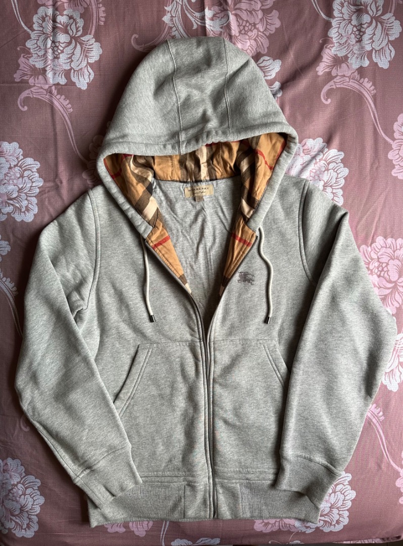 Burberry 2025 hoodie used