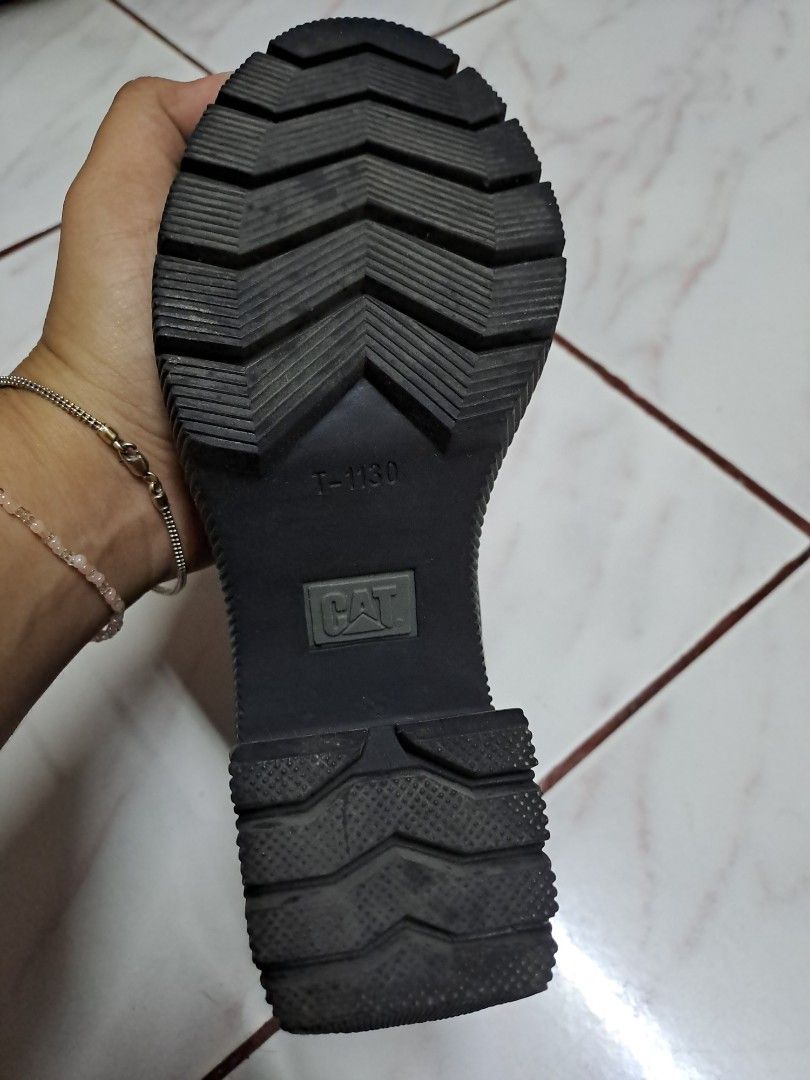 discontinued caterpillar boots