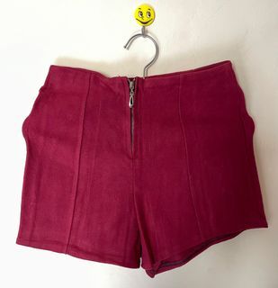 Hotpans Merah / Celana Pendek