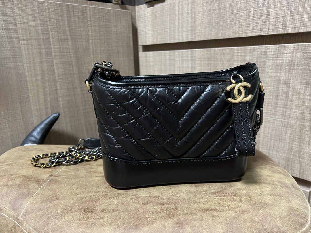 Authentic Chanel Gold Croc Embossed Small Gabrielle Hobo Bag, Luxury, Bags  & Wallets on Carousell