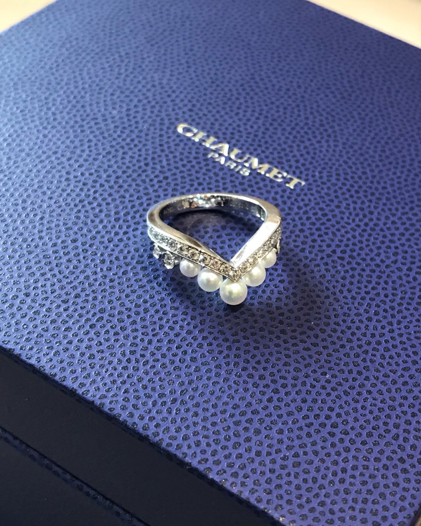 Chaumet pearl ring hotsell
