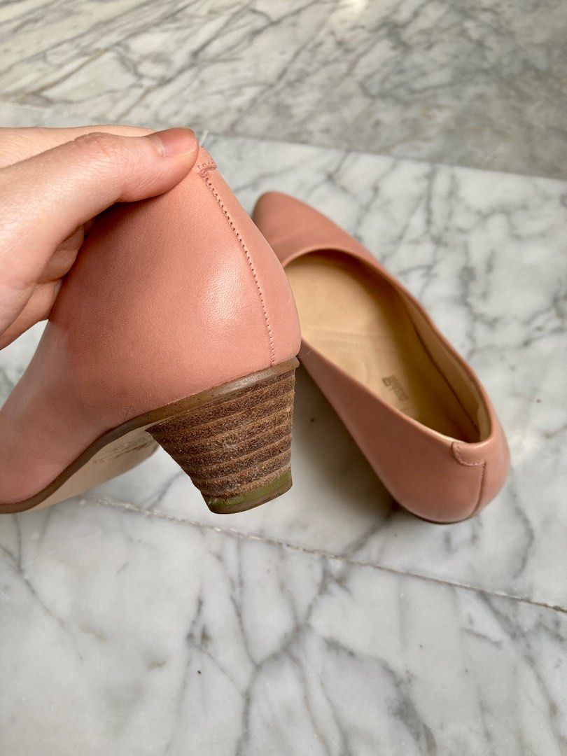 clarks nude heels