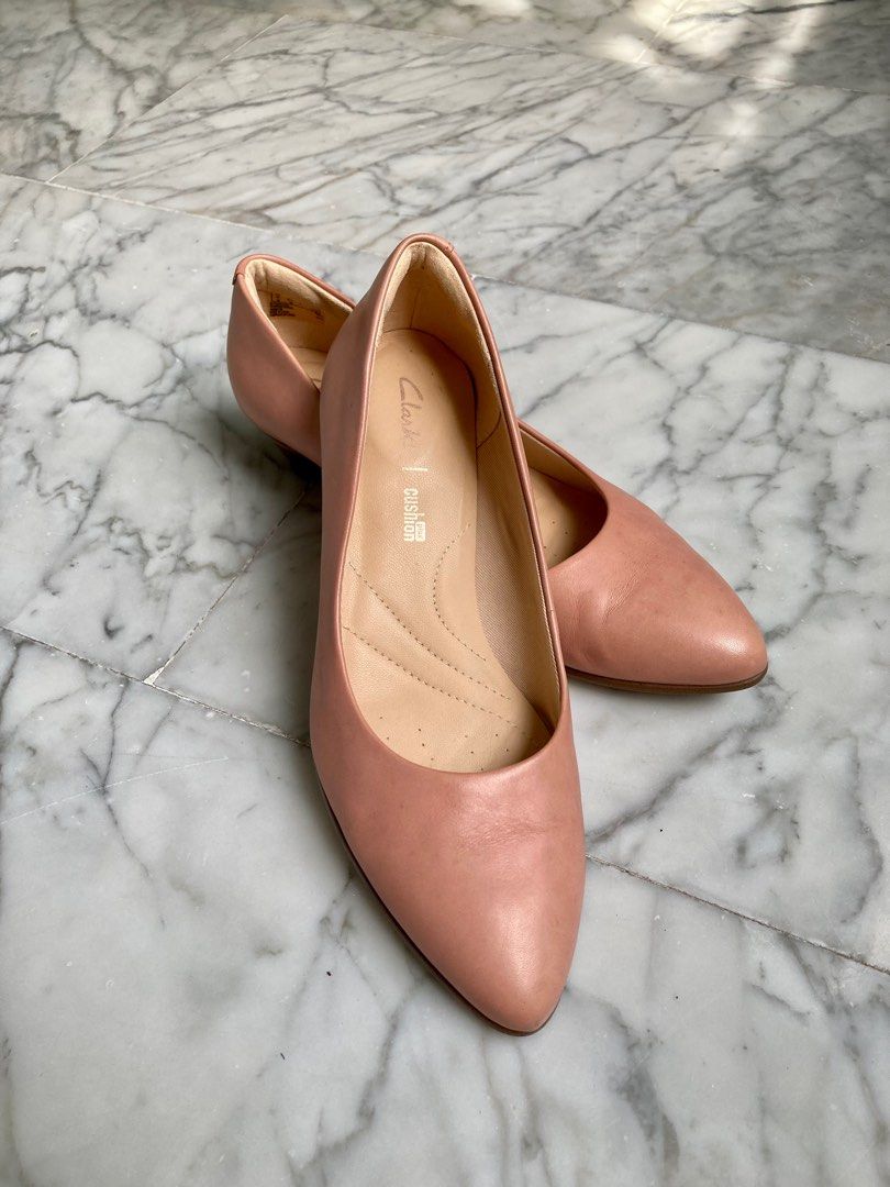 clarks nude heels