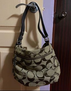 (Category: ) located in . Submitted by shina97 (Listing ID 1217376760, Image 1). Description: .
