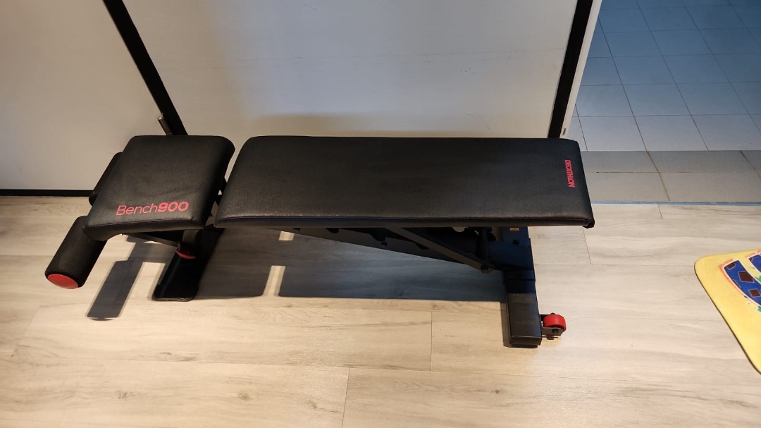 Decathlon GYM BENCH 900 Maximum load 250 kg, Sports Equipment