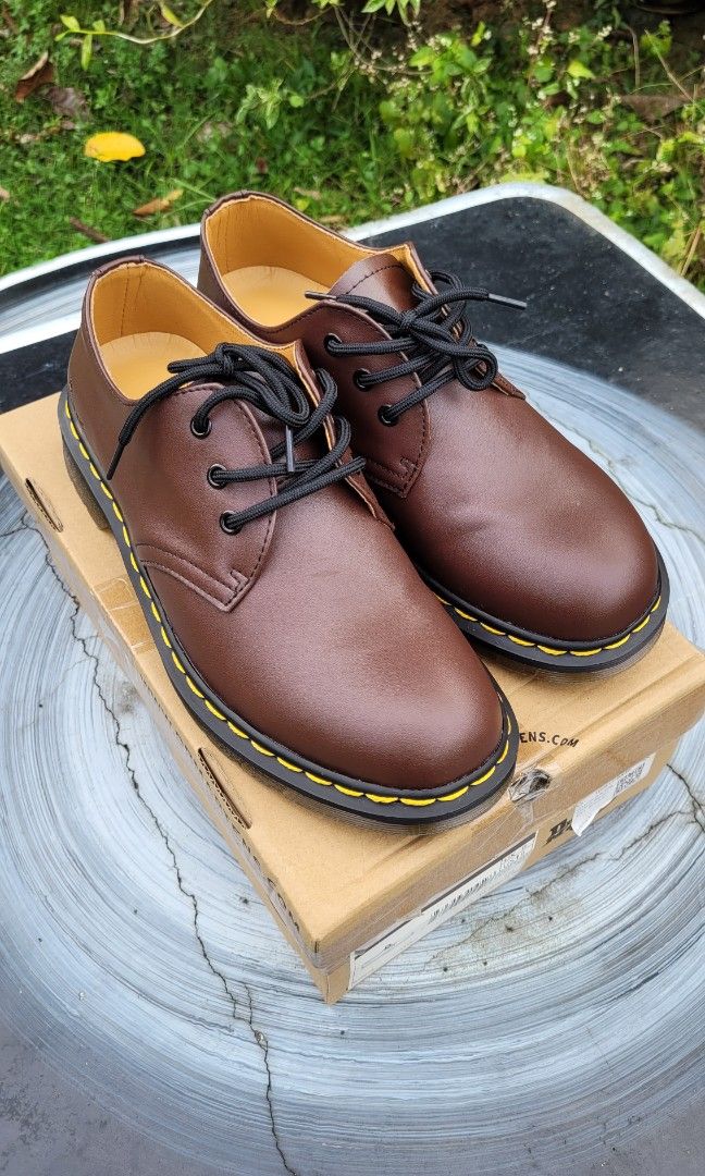 Doc martens deals cognac