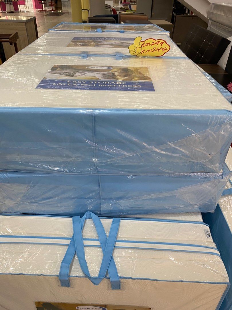 dreamland foldable single mattress