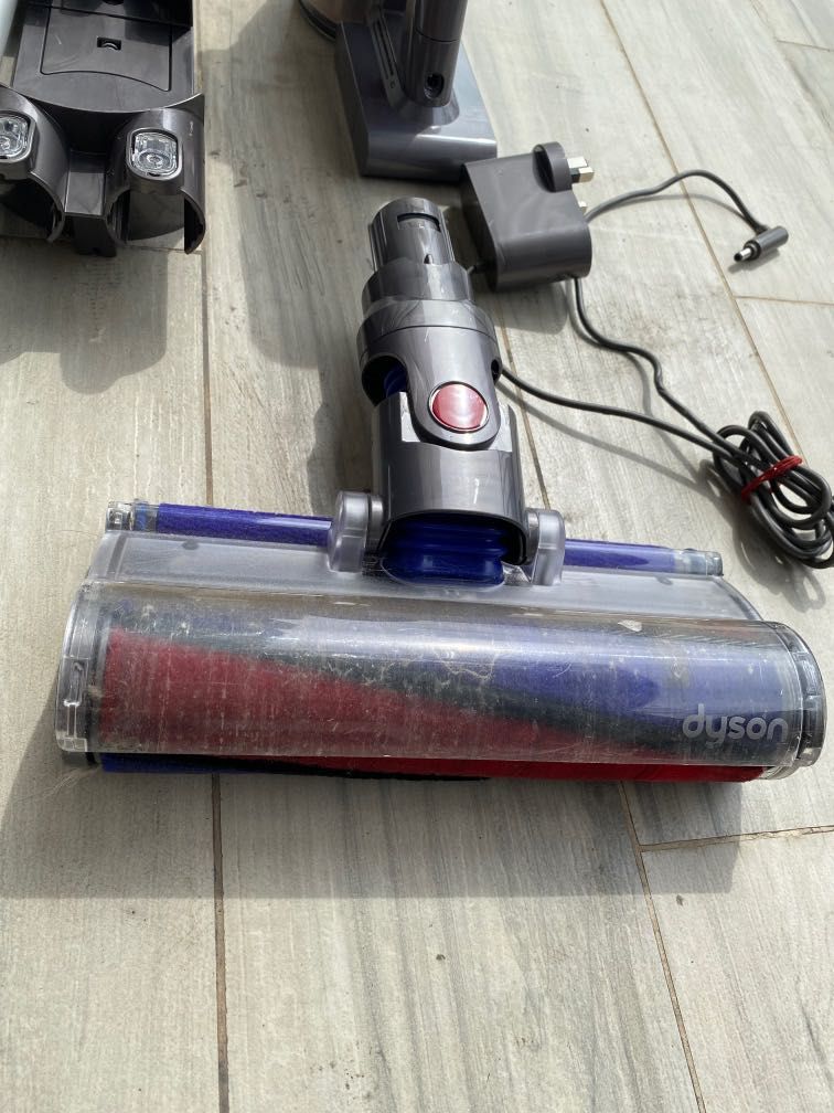 Dyson V6 vacuum cleaner and accessories, TV & Home Appliances, Vacuum