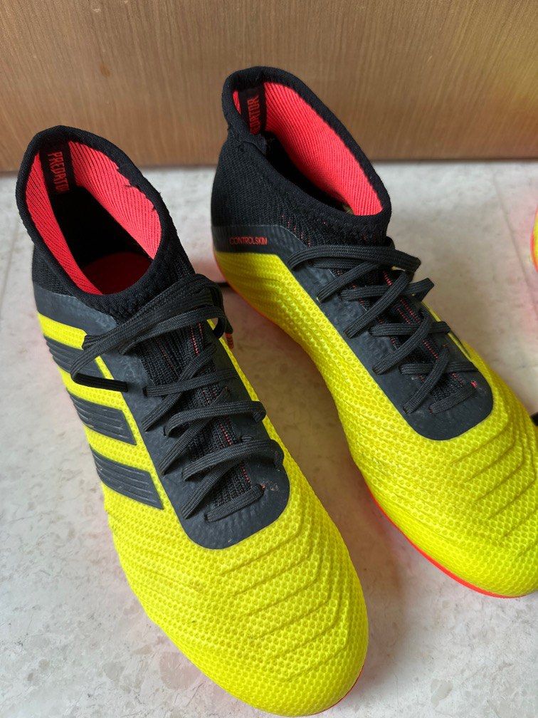 indoor kids football boots