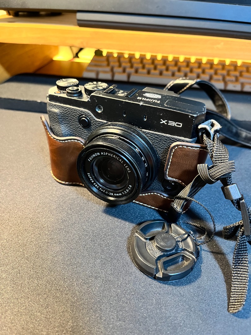 FUJIFILM X30 Mirrorless camera great for beginners!, Photography