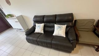 (Category: ) located in . Submitted by acidica (Listing ID 1217264093, Image 1). Description: .
