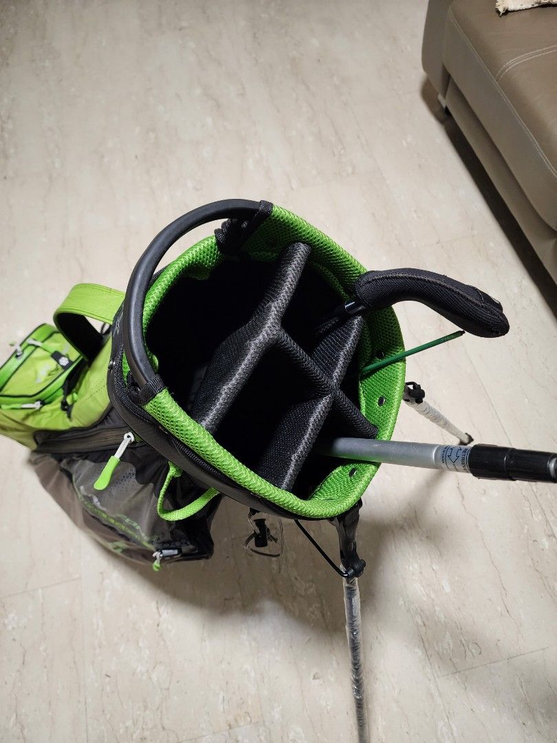 Golf Bag Light Weight, Sports Equipment, Other Sports Equipment and