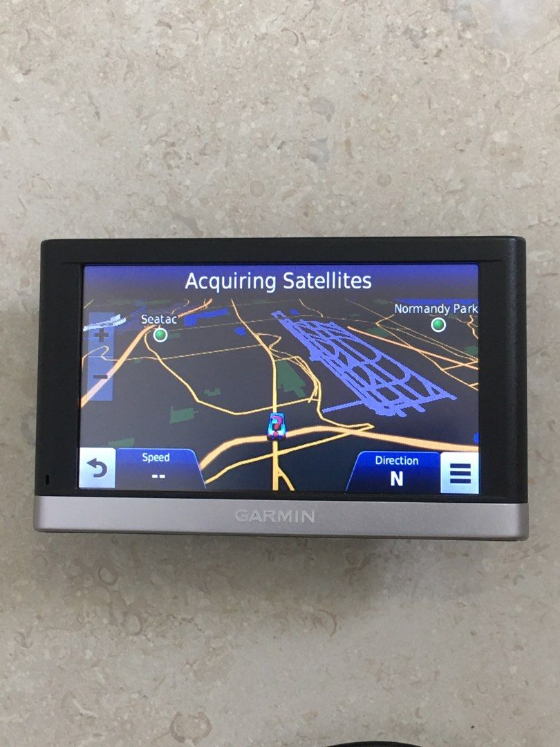 GPS (Garmin Nuvi 2597) Car Accessories, Accessories on Carousell