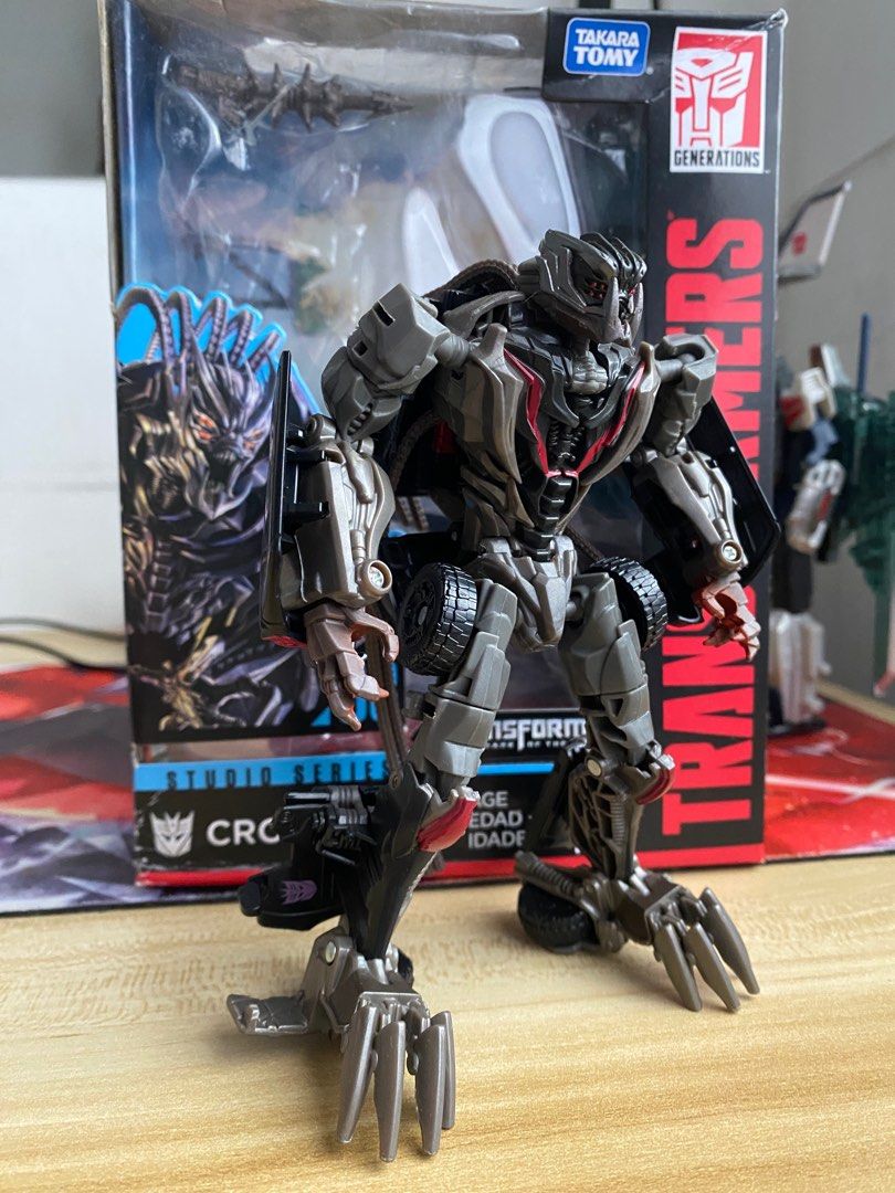 Hasbro Takara Tomy Transformers Dark Of Ther Moon DOTM Studio Series 03 ...