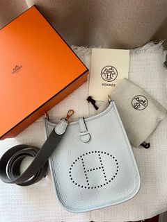 （分類：）位於 。 由 kk_luxuryshopper 提交（商品編號 1217252991，圖片 1）。簡介： 。