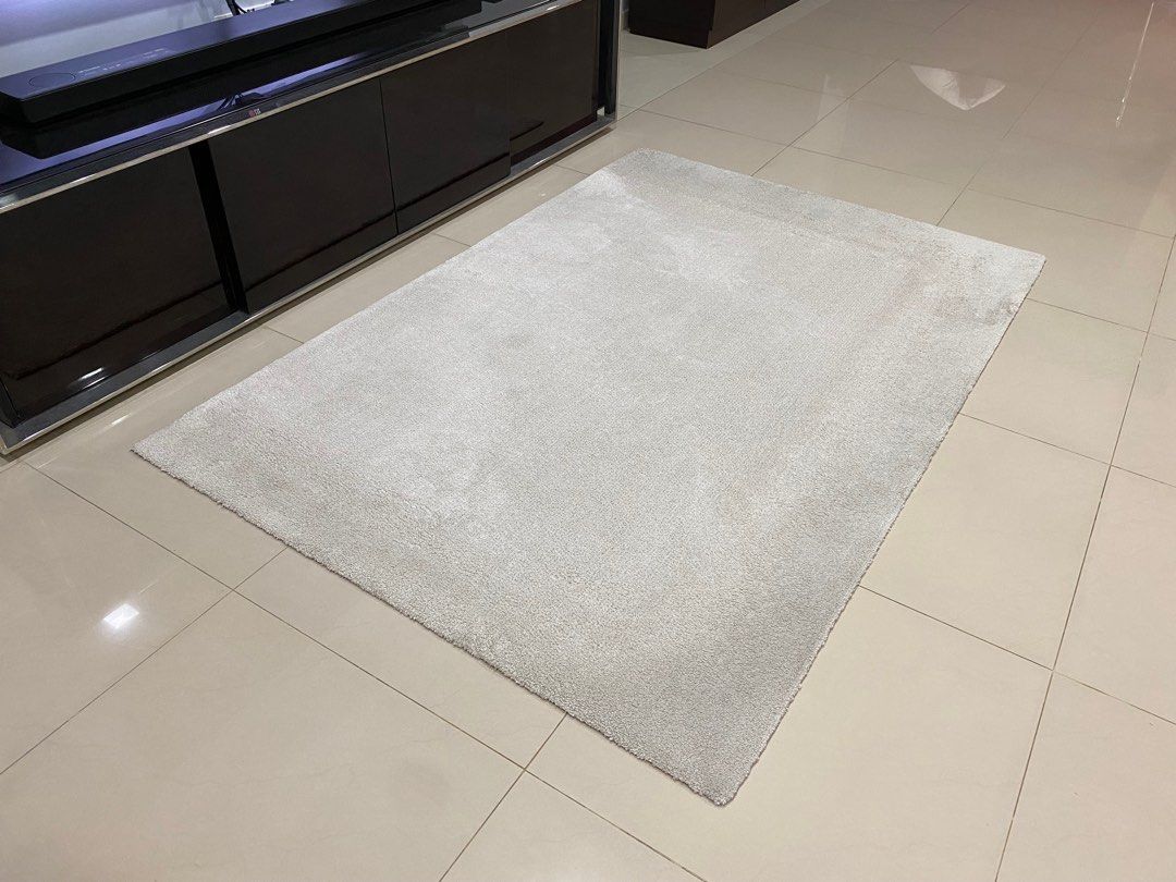 IKEA Low Pile Rug Tyvelse, Furniture & Home Living, Home Decor, Carpets, Mats & Flooring on