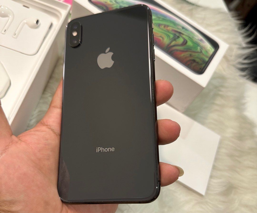 iPhone XS Max 512GB Black (付属品＋オマケ)