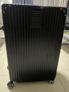 Large Luggage Used Once (No Brand)