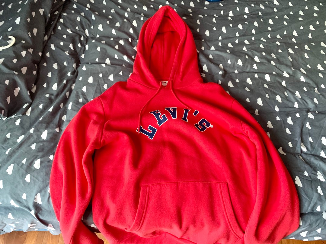Red best sale levis hoodie