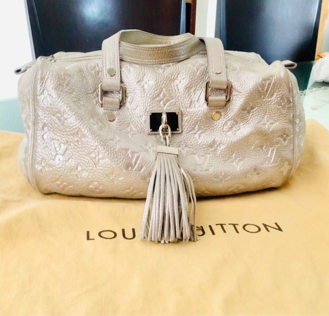 Louis Vuitton Limited Edition Peach Monogram Shimmer Comete Bag