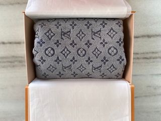 LV Monogram Classic Scarf – Light Grey