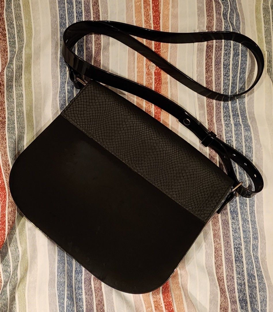 Melissa crossbody clearance bag