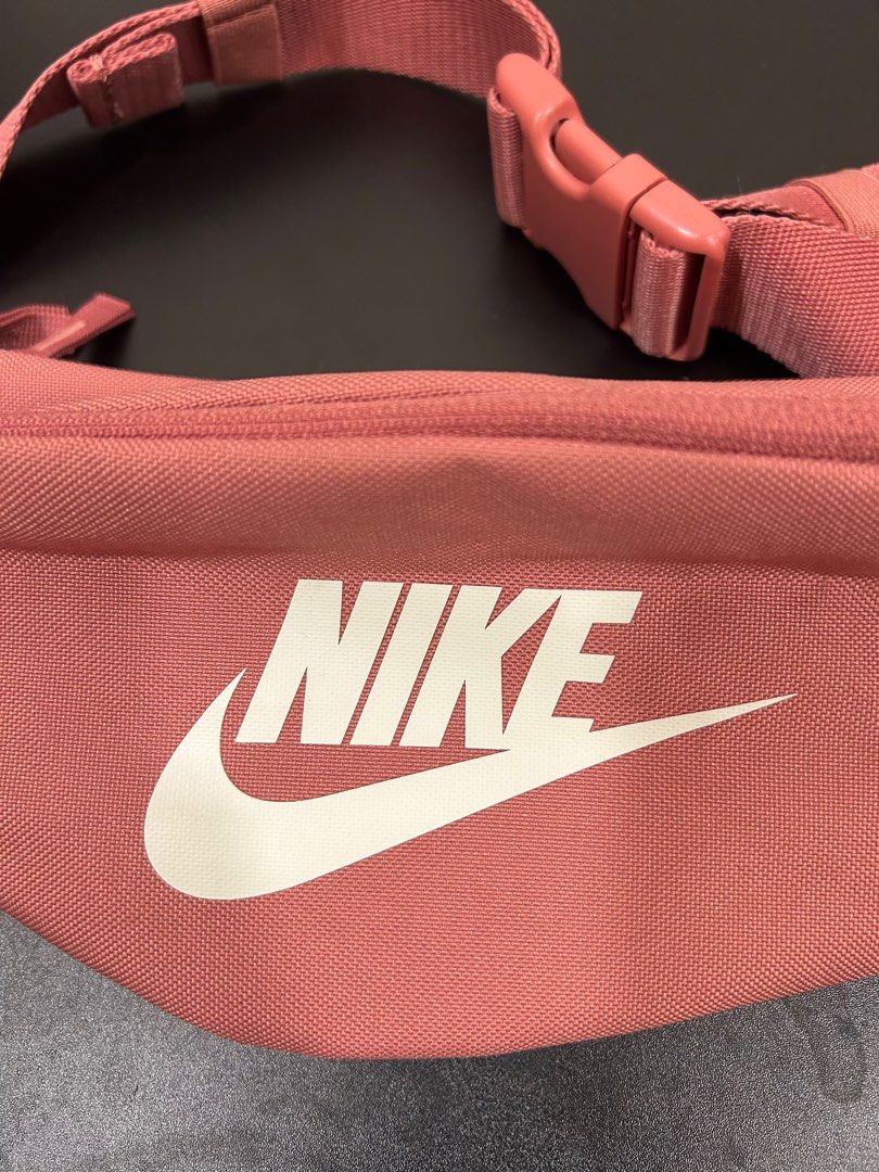 Nike Waist Bag Men s Fashion Bags Belt bags Clutches and