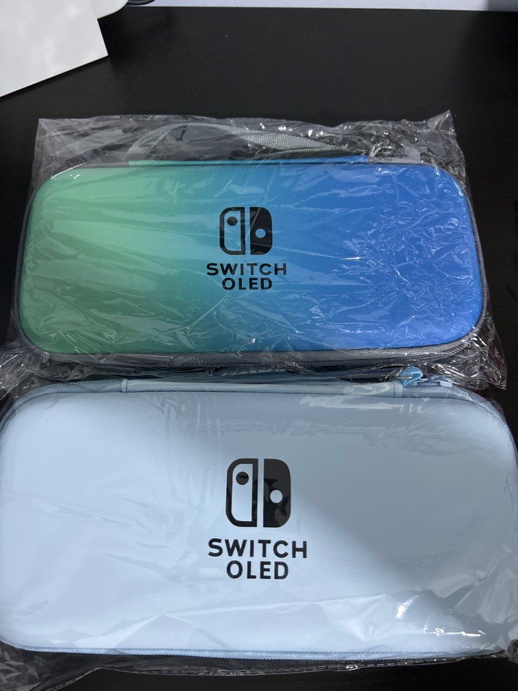 Nintendo switch OLED carrying case, Video Gaming, Gaming Accessories