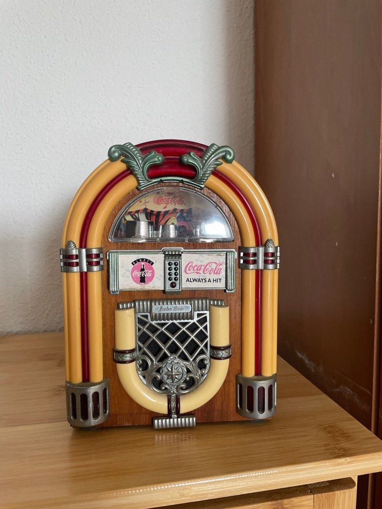 【売り切り御免！】 Cola Coca jukebox (カセットラジオのみ) ちがい 靴