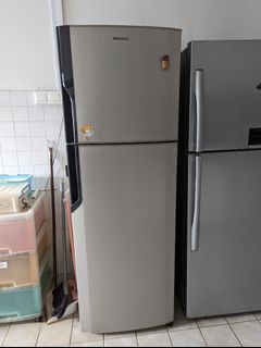 (Category: ) located in . Submitted by yyanyee (Listing ID 1217291219, Image 1). Description: .