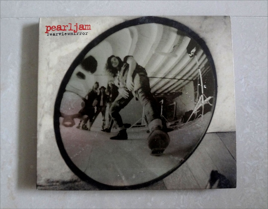 Pearl Jam 2 CD Rearviewmirror Greatest Hits 19912003, Hobbies & Toys, Music & Media, CDs