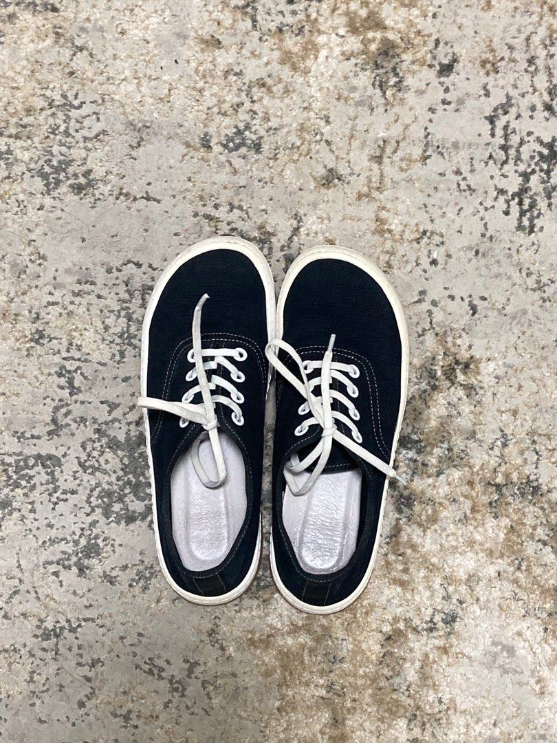 plain black shoes womens