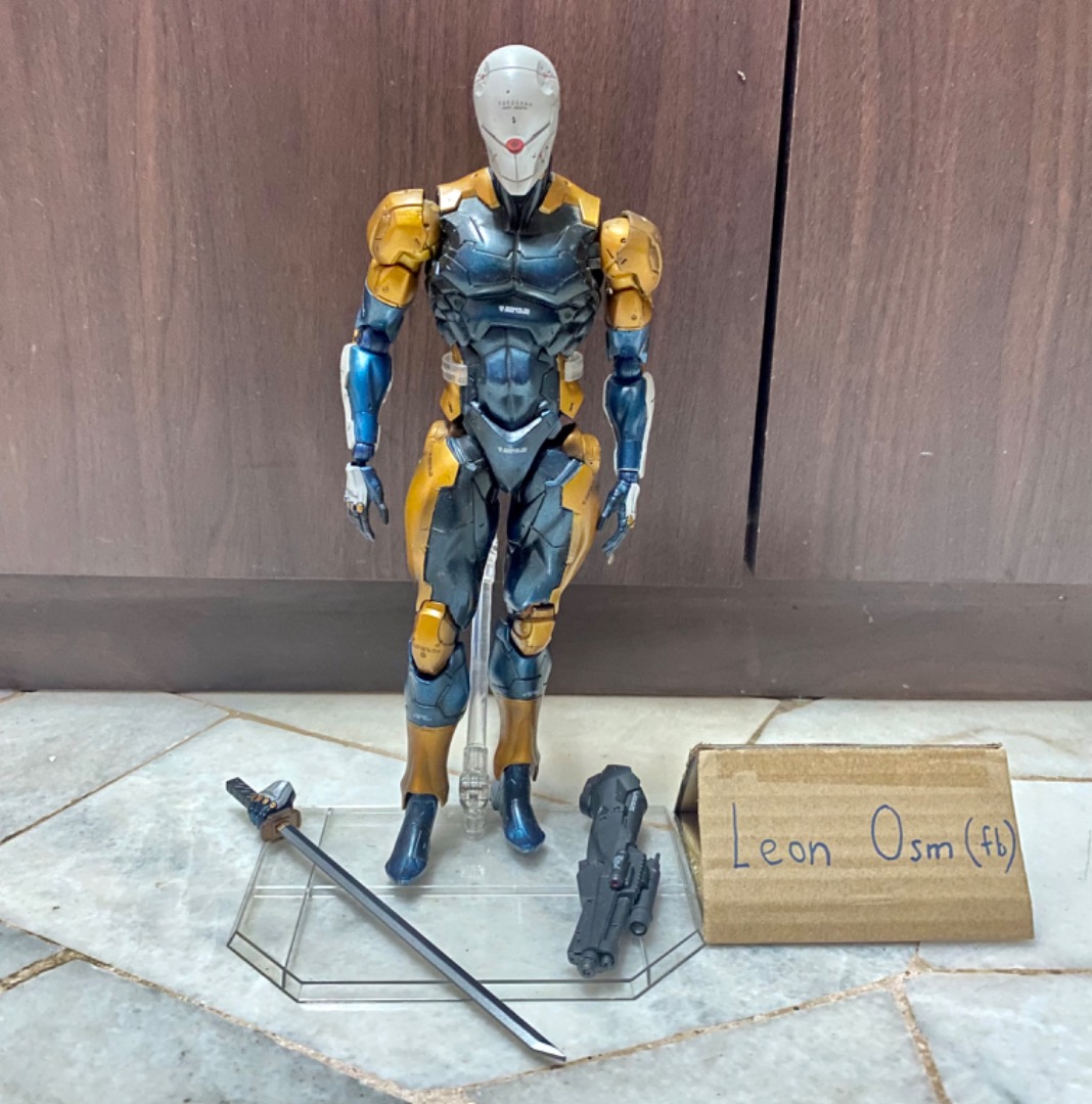 Play arts kai cyborg ninja online