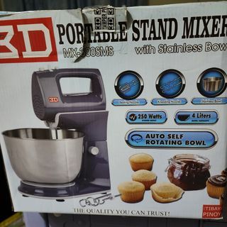 Portable stand mixer