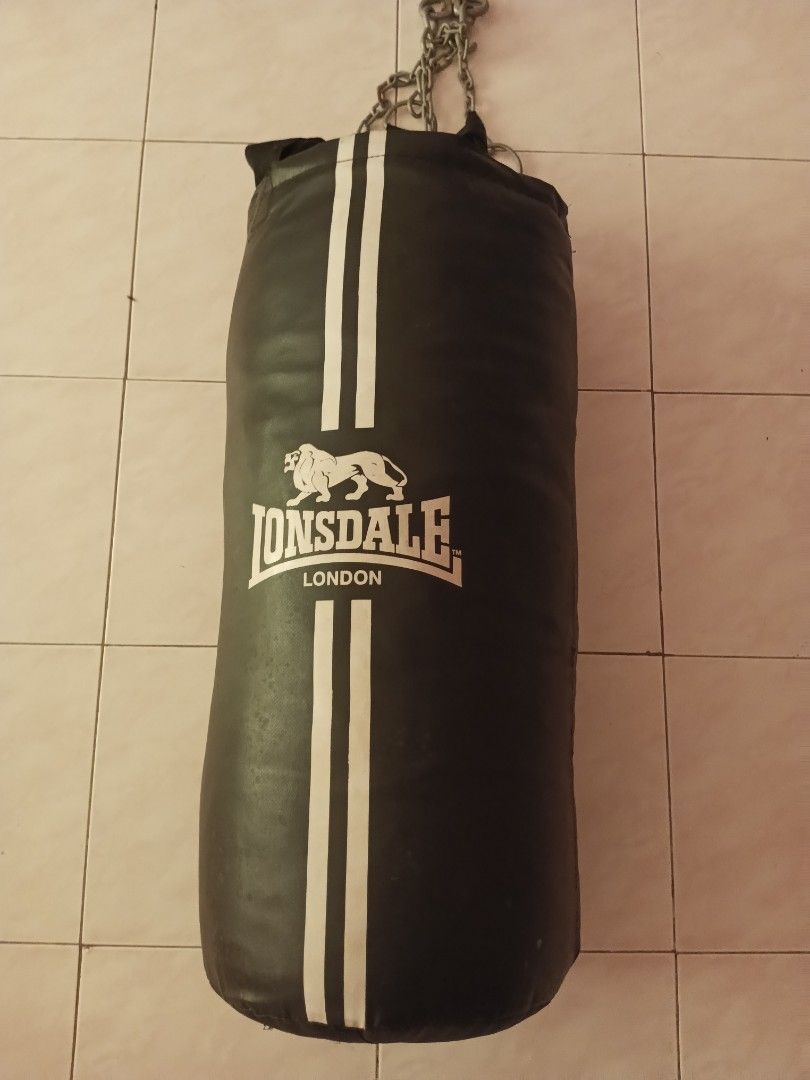 Premium mini punching bag, Sports Equipment, Exercise & Fitness, Cardio
